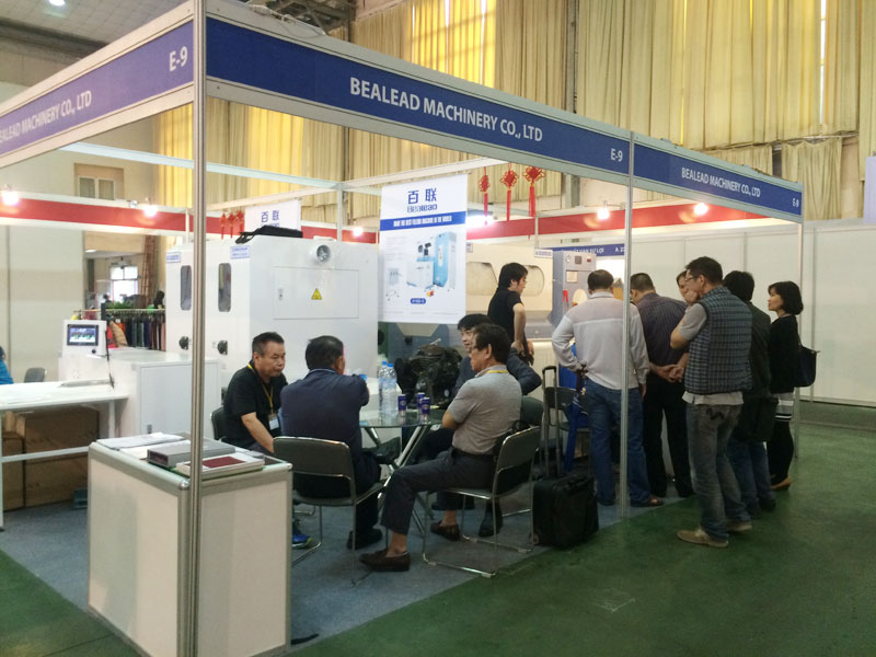 Bealead Down-Filling machine have been accepted in Southeast Asian market. Bealead has attend the exhibition at Hanoi, the benefits are to the new and also the old customers.